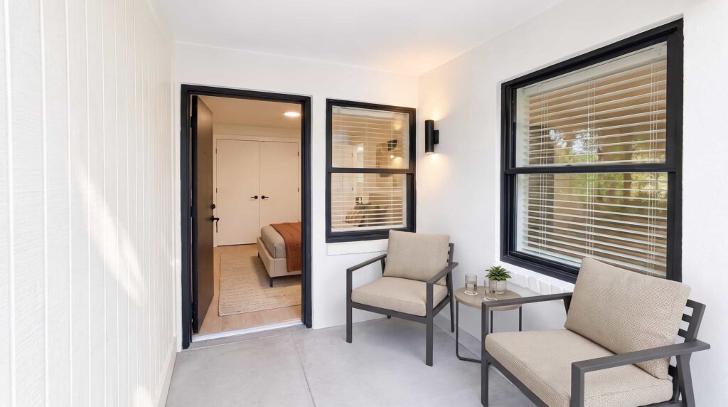 A 3D image of the A1 floorplan, a 1100 squarefoot, 2 bed / 1 bath unit